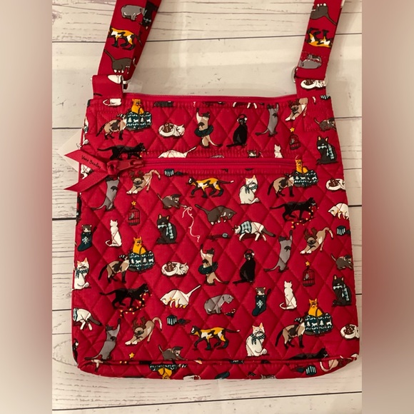 Vera Bradley holiday cats hipster crossbody NEW - Picture 3 of 3